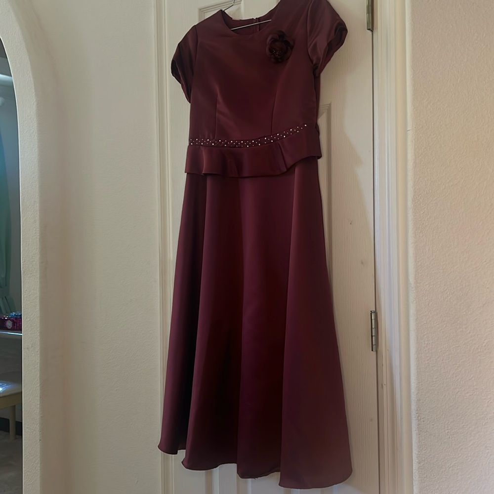 EUC JUNIOR FORMAL DRESS